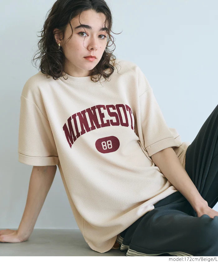 エンボスロゴTシャツ レディース メール便不可 - Image 7