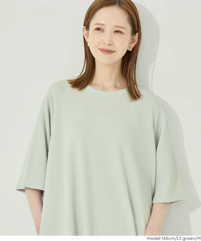 エンボスクルーネックワンピース レディース メール便不可 - Image 18